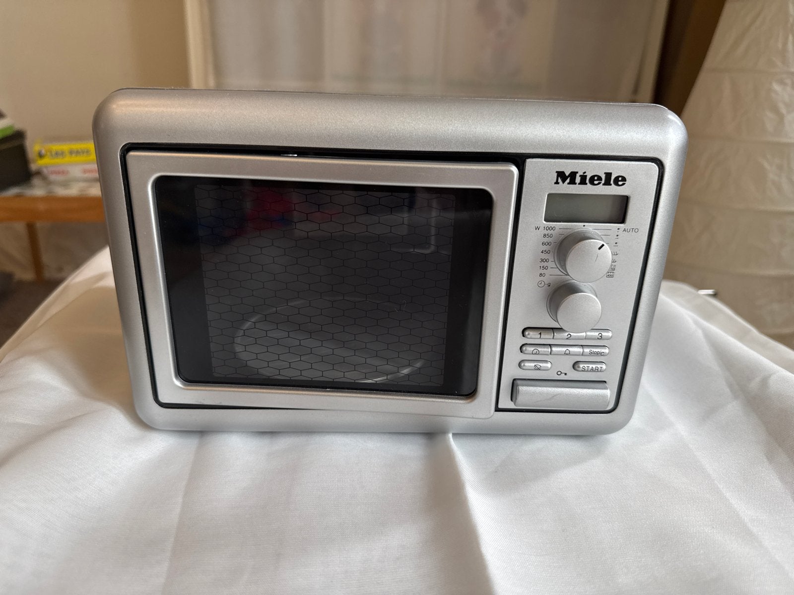 Miele speelgoed-magnetron met draaiplateau en lichtje, Kinderen en Baby's, Speelgoed | Overig, Ophalen, Gebruikt, Jongen of Meisje