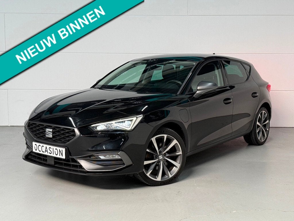 SEAT Leon 1.4 TSI eHybrid PHEV FR Business Intense LED Carpl, Auto's, Seat, Gebruikt, 4 cilinders, 150 pk, Zwart