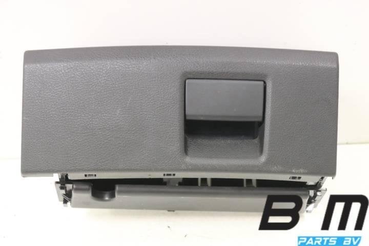 Bakje onder stoel rechts Audi A3 8V, Auto-onderdelen, Interieur en Bekleding, Gebruikt