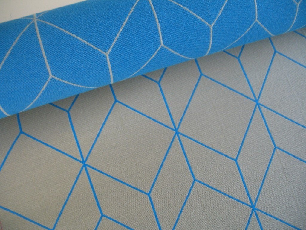 Maharam Bright Cube Aqua blauw+grijs max. 8 meter meubelstof, Hobby en Vrije tijd, Overige materialen, 120 cm of meer, Ophalen of Verzenden
