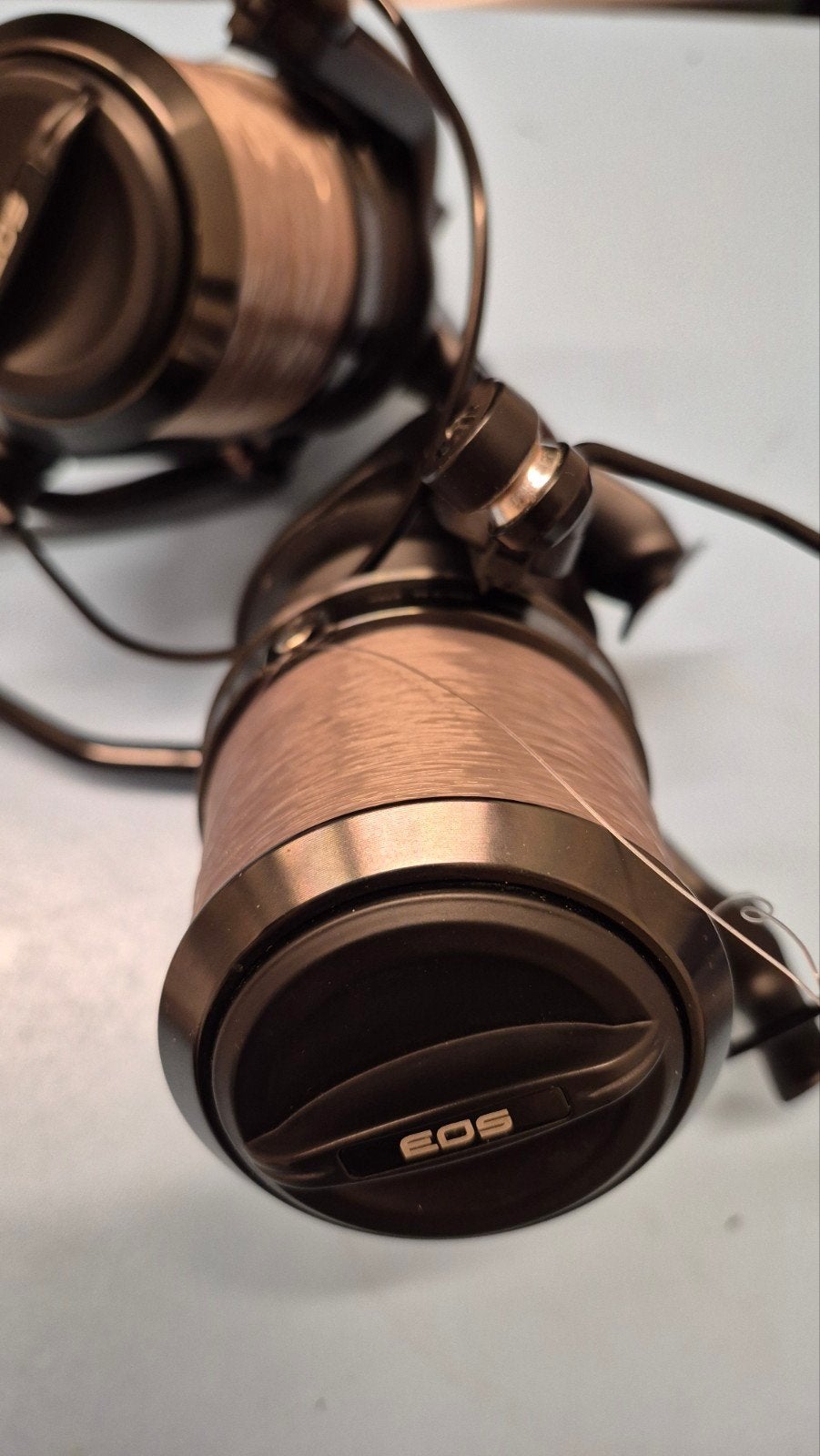 Fox EOS 12000 Molens met Shimano Technium lijn, Ophalen of Verzenden, Zo goed als nieuw, Molen