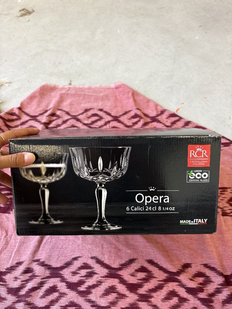 RCR Opera Champagne coupeglazen - 24cl, 6 stuks, Ophalen, Zo goed als nieuw, Borrel- of Shotglas