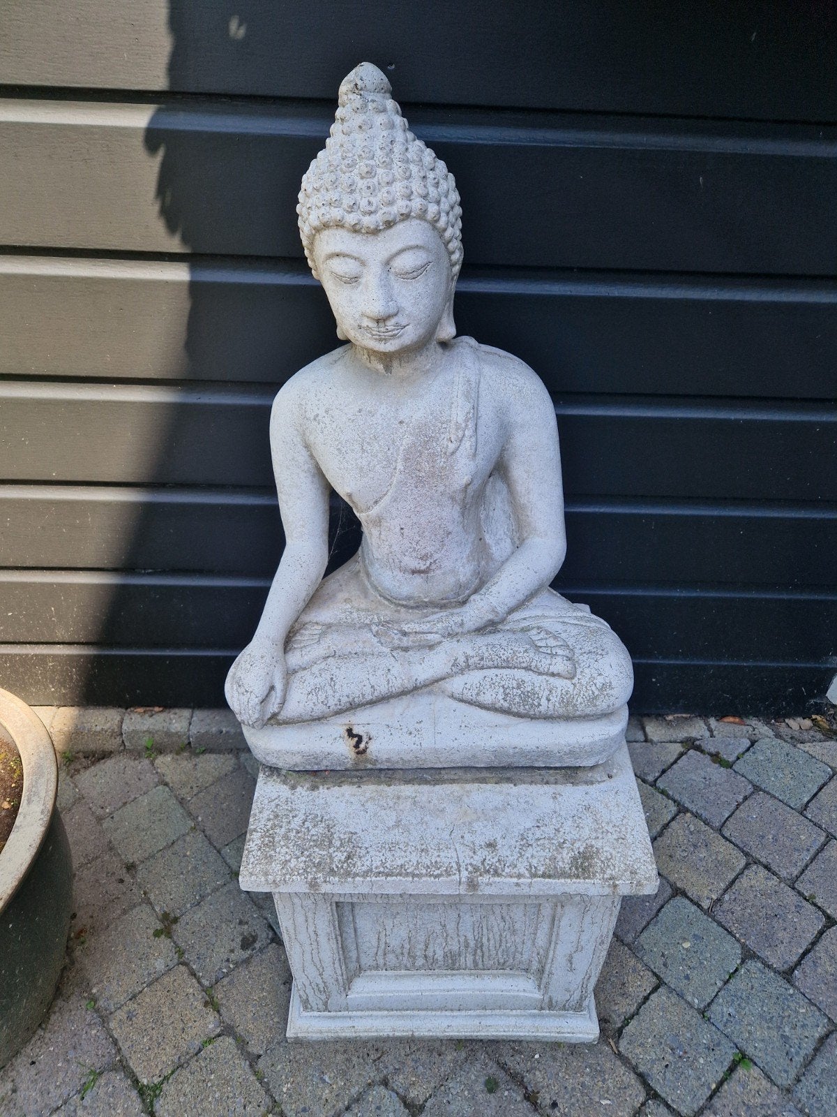 Boeddha beeld van steen voor tuin of interieur, Ophalen, Gebruikt