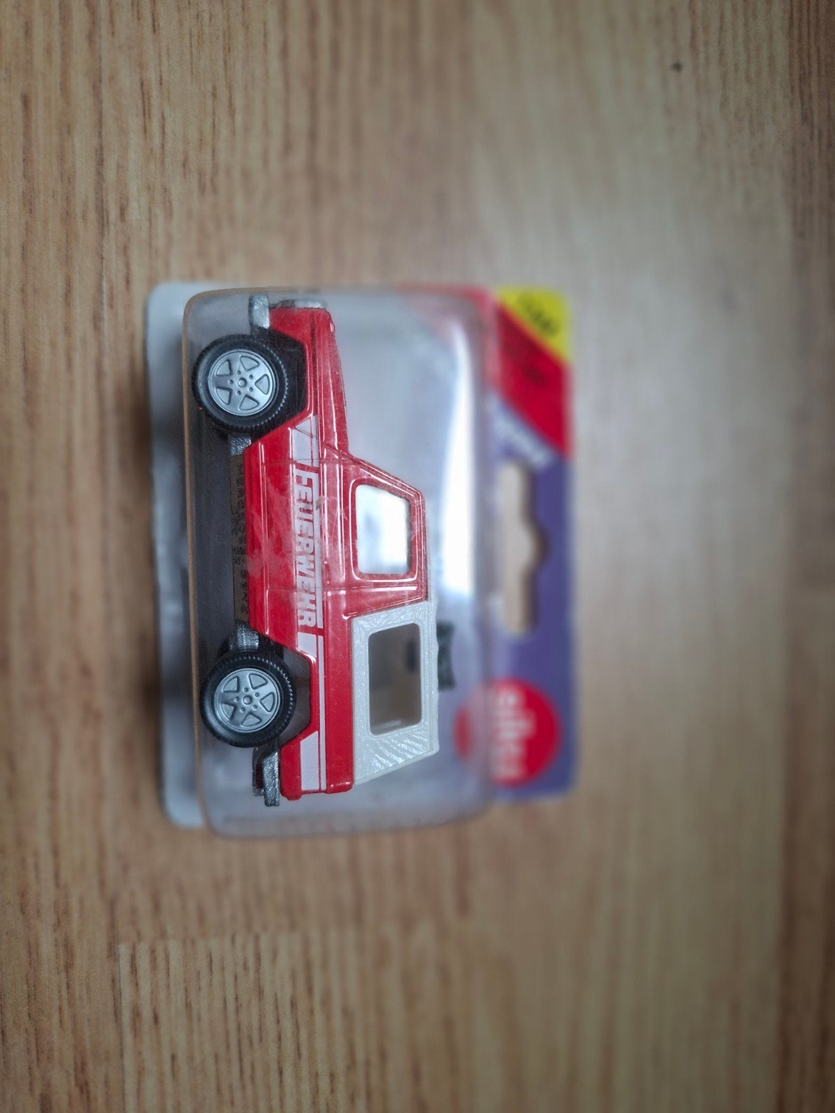 Mercedes Benz G serie Feuerwehr van Siku in blister 1344, Hobby en Vrije tijd, Modelauto's | Overige schalen, Ophalen of Verzenden