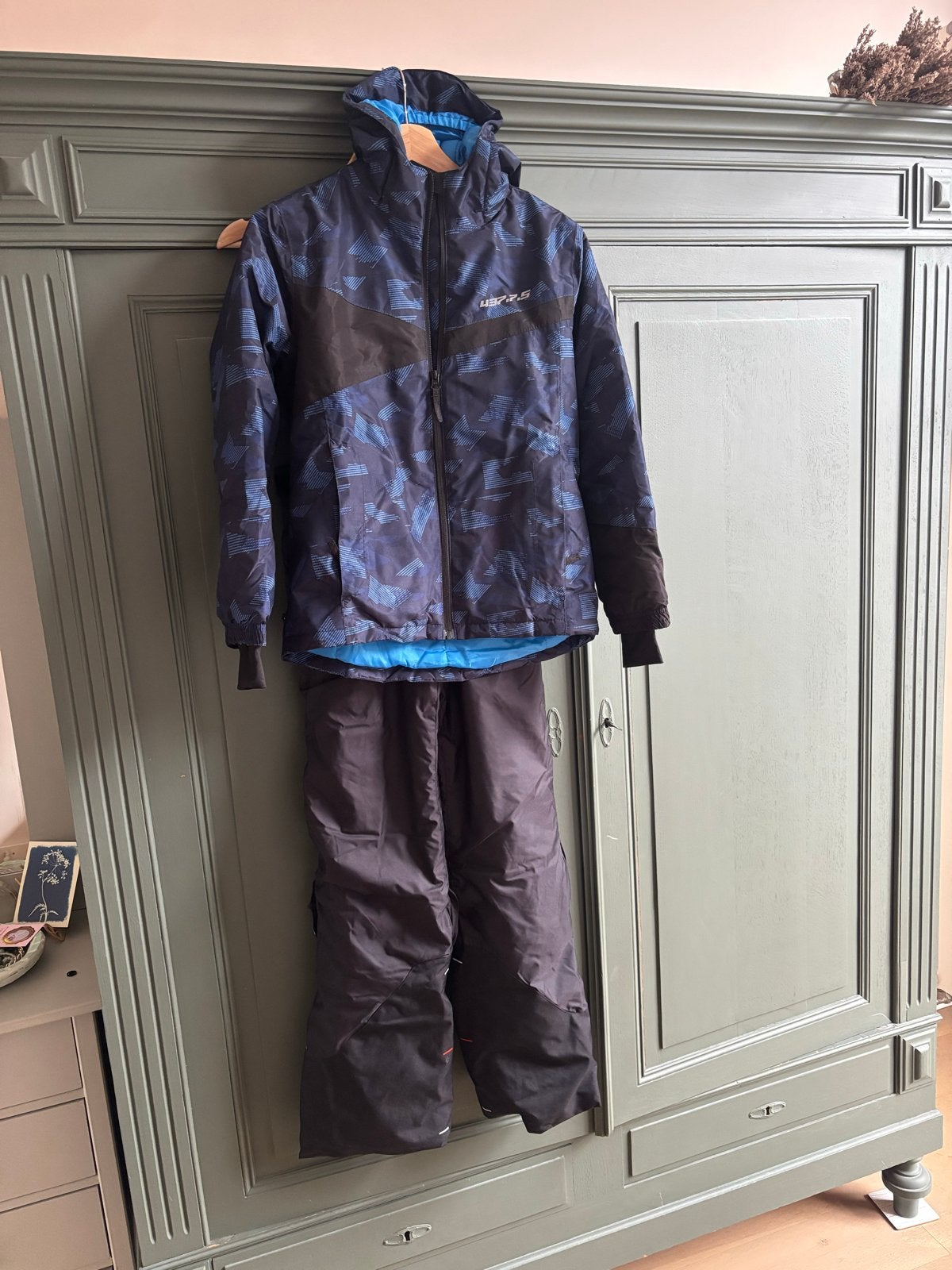 Ski-jas en skibroek - Maat 146/152, Ophalen of Verzenden, Gebruikt, Jongen of Meisje, Sport- of Zwemkleding