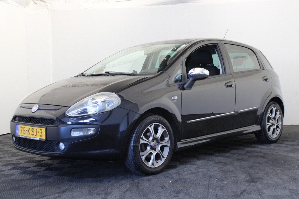 Fiat Punto Evo 1.4 Racing (bj 2010), Auto's, Voorwielaandrijving, Euro 5, Stof, Zwart
