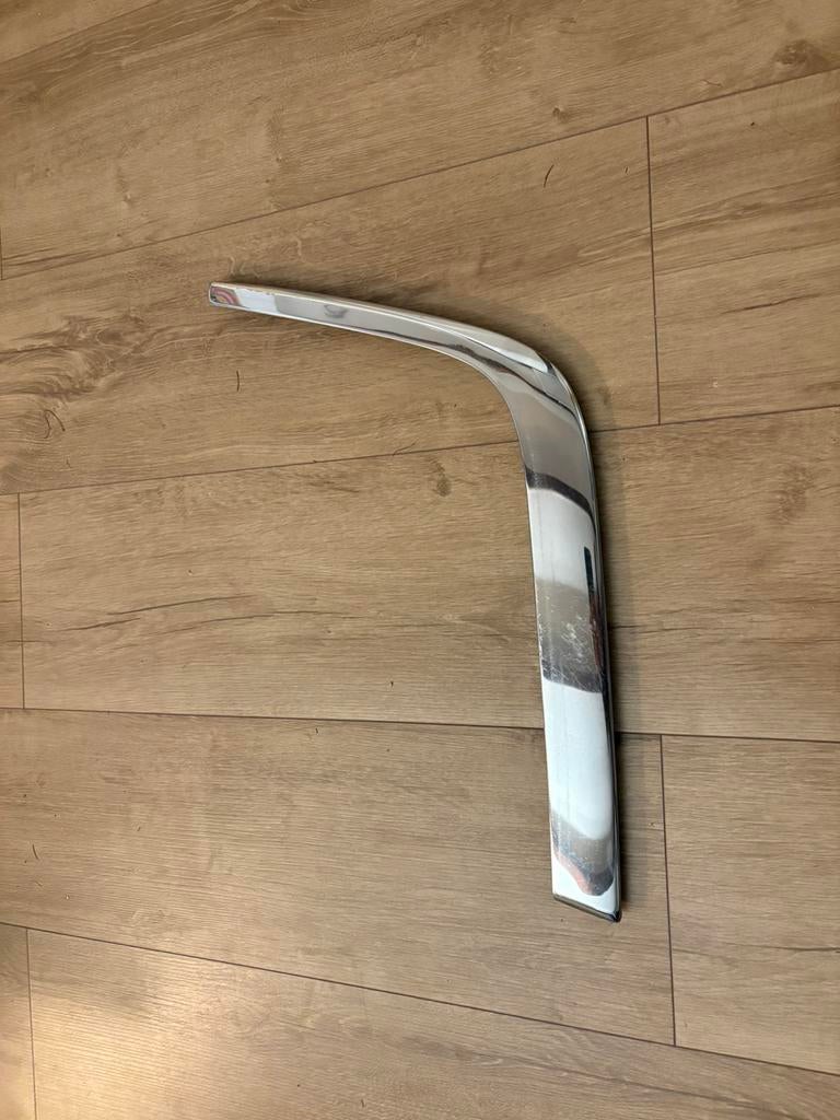 W210 bumper strip. Sier lijst strip, Ophalen of Verzenden