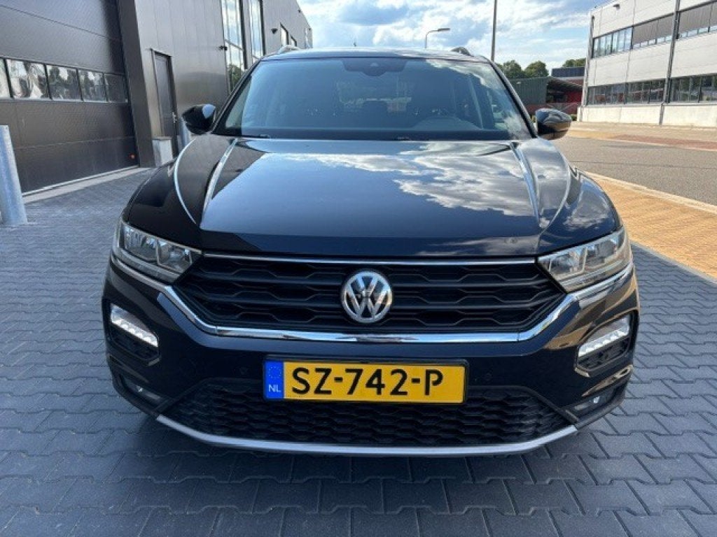 Volkswagen T-ROC 1.5 TSI STYLE, Auto's, Volkswagen, Automaat, Euro 6, 4 cilinders, 150 pk