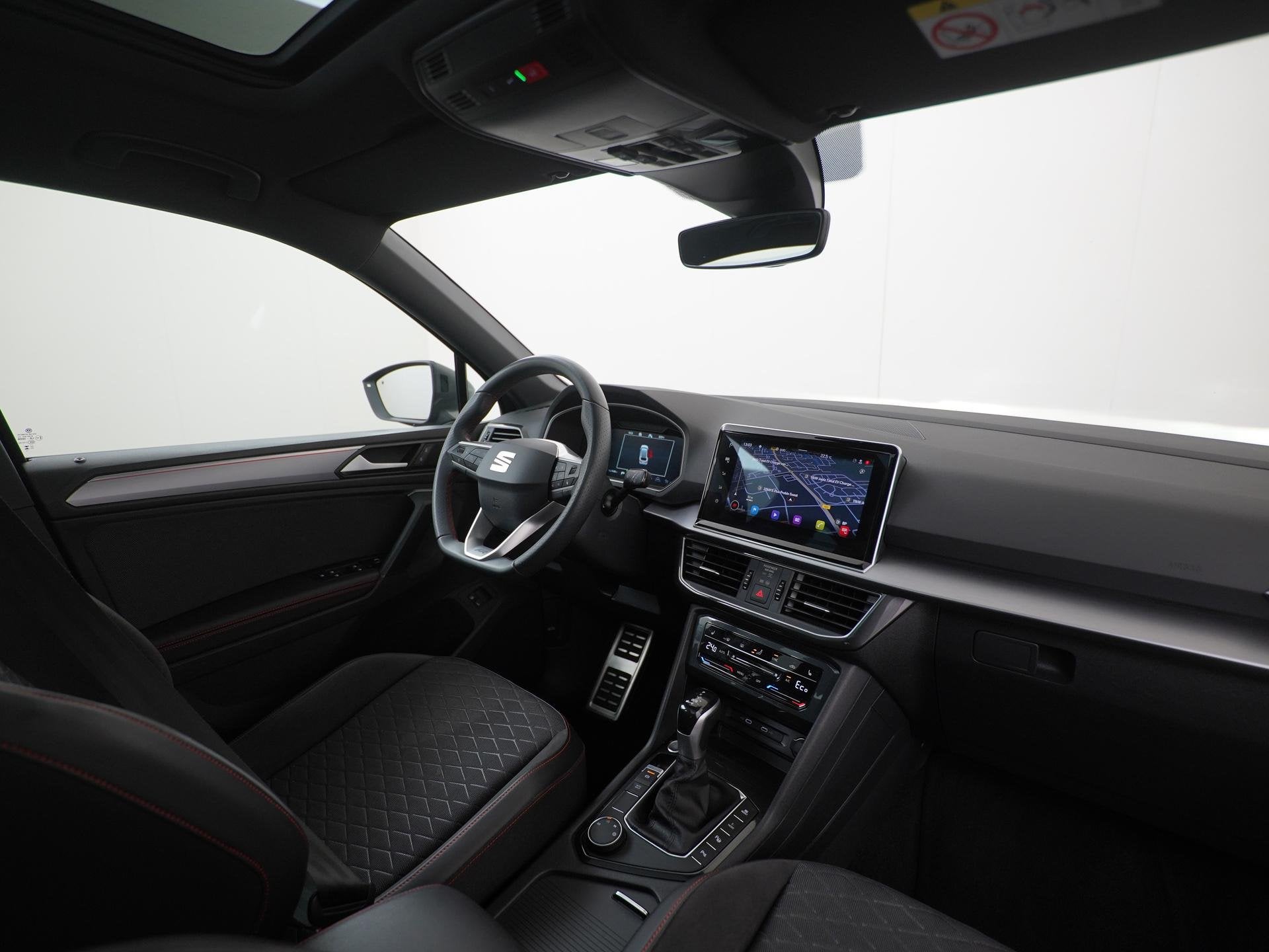 SEAT Tarraco 1.4 TSI e-Hybrid PHEV FR | Panoramadak | Trekha, Auto's, 4 cilinders, Alcantara, Zwart, Plug-in hybride