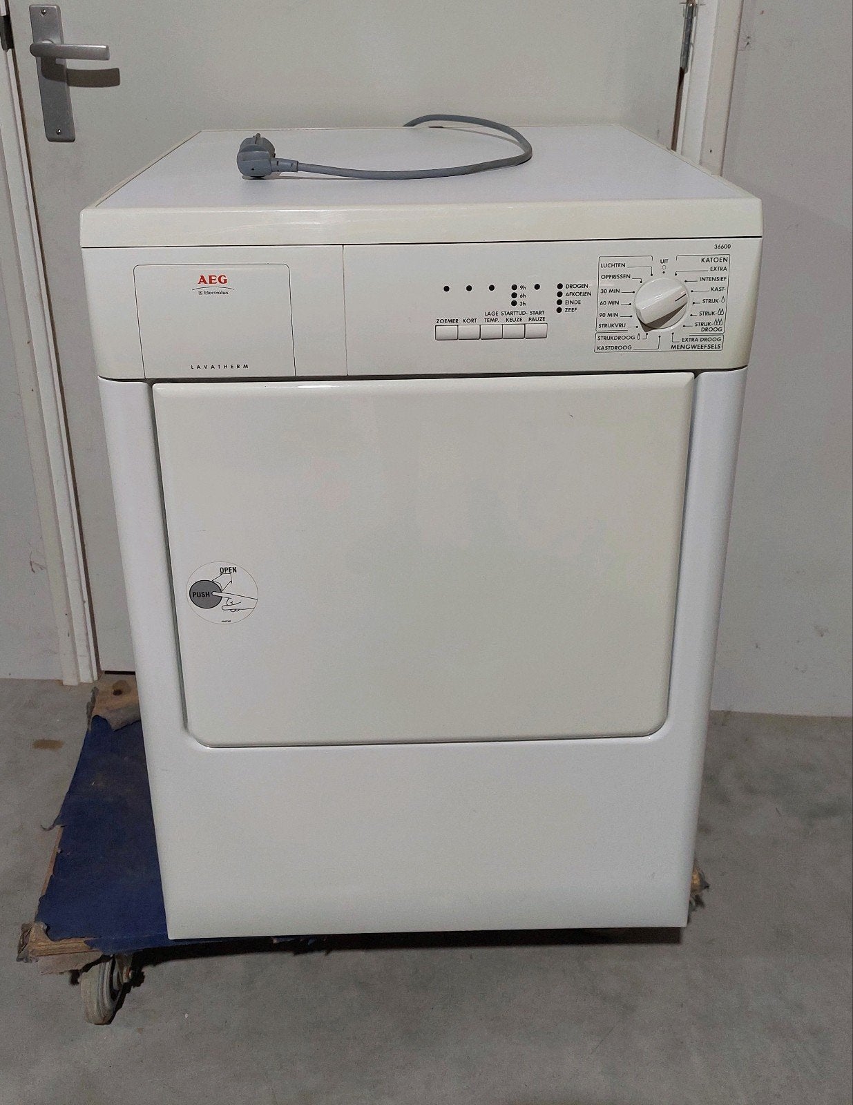 AEG lavatherm luchtafvoerdroger, Witgoed en Apparatuur, Wasdrogers, Ophalen, 6 tot 8 kg, Gebruikt, Luchtafvoer