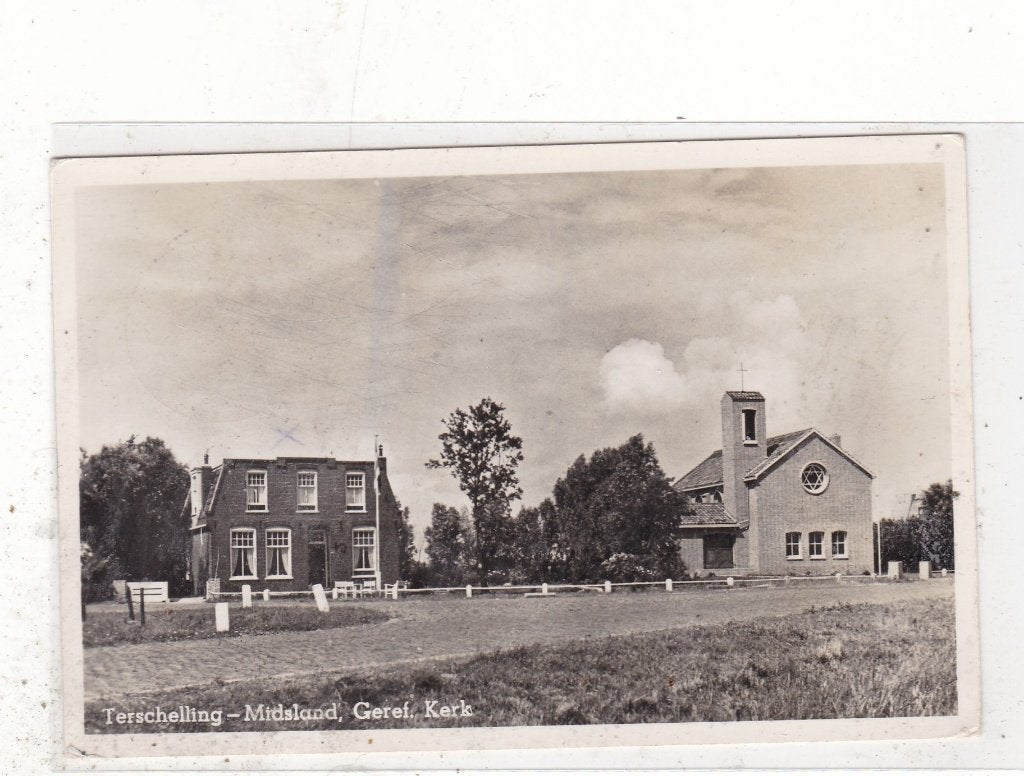 Terschelling-Midsland Geref. Kerk circa 1952, Verzamelen, Ophalen of Verzenden, 1940 tot 1960, Gelopen, Waddeneilanden