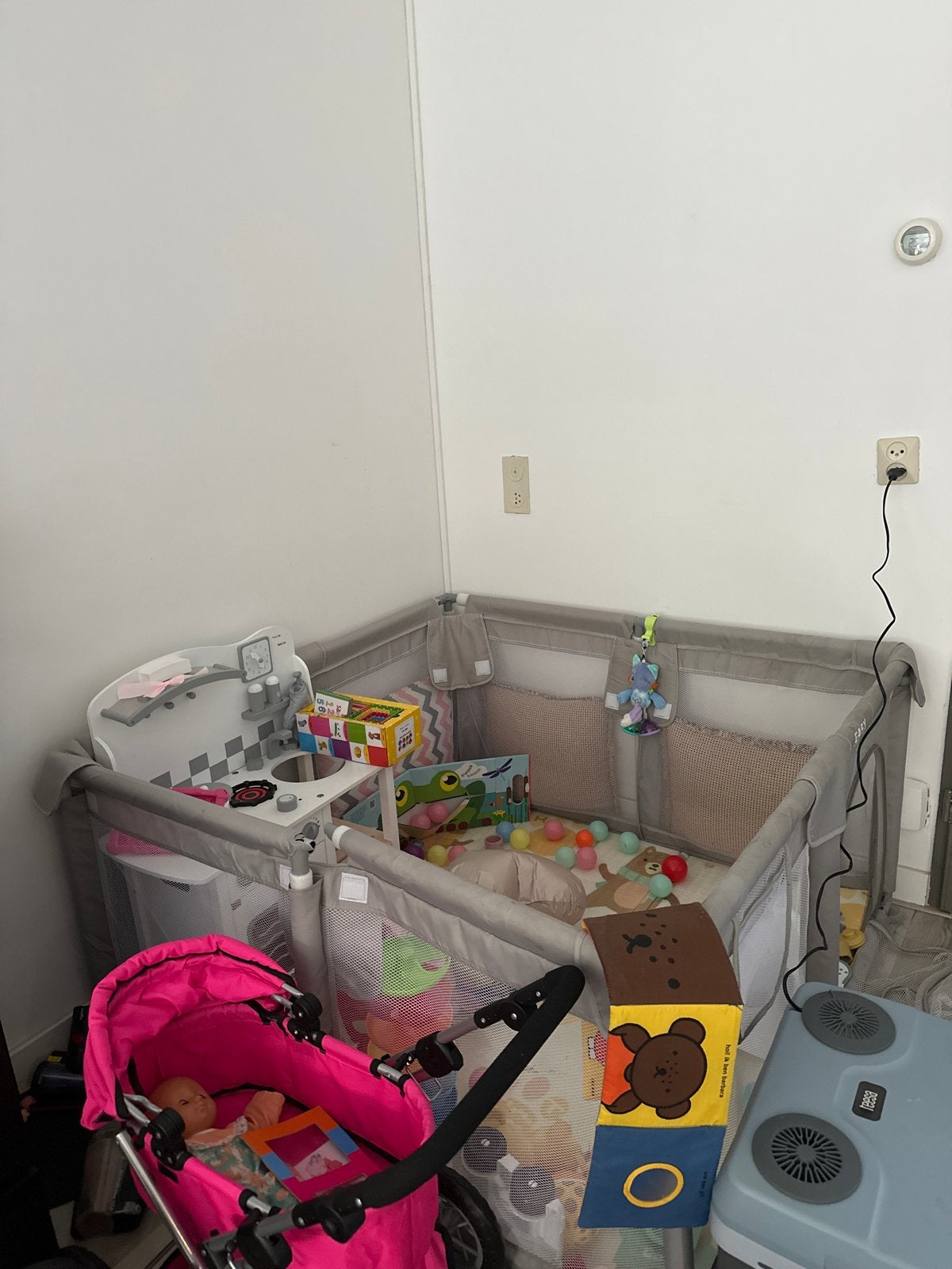 Babybox met speelgoed, Ophalen, Gebruikt, Jongen of Meisje