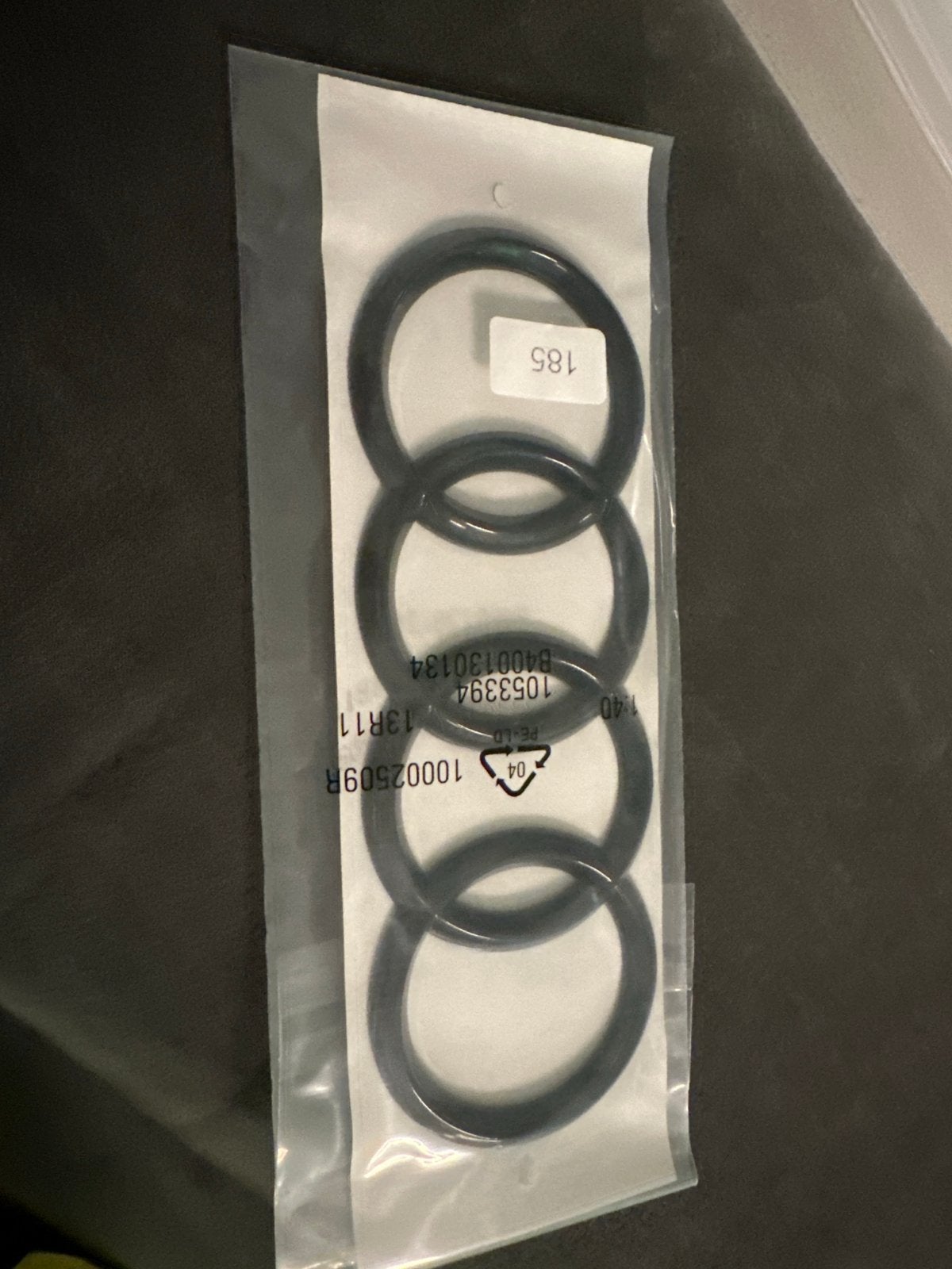 Audi logo embleem 185mm glanzend zwart, Ophalen of Verzenden, Nieuw
