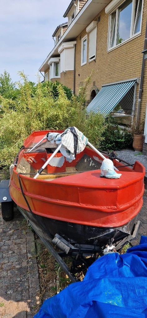 Te koop: Stalen boot inclusief trailer en vlonder, Gebruikt, Staal, Vissloep, 2 m