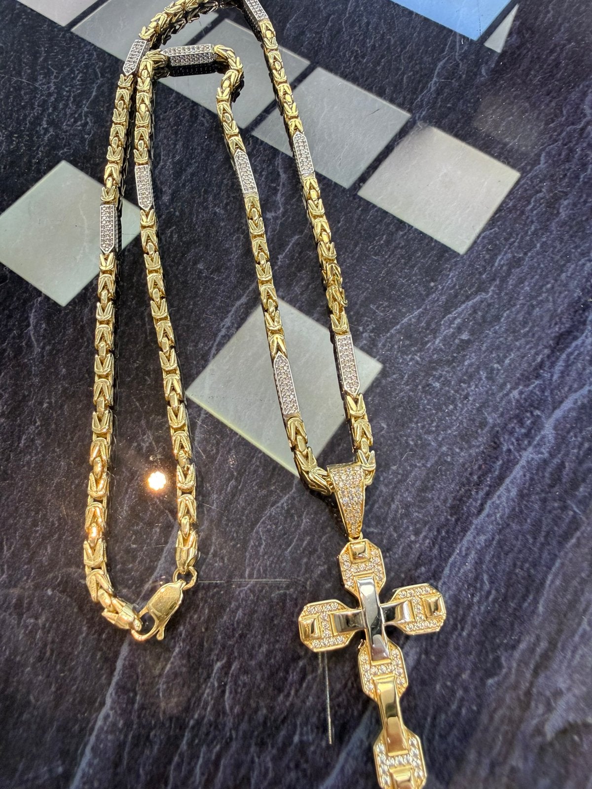 Prachtige 14 karaats gouden koningsketting met uniek kruis, Ophalen of Verzenden, Nieuw, Goud, Goud