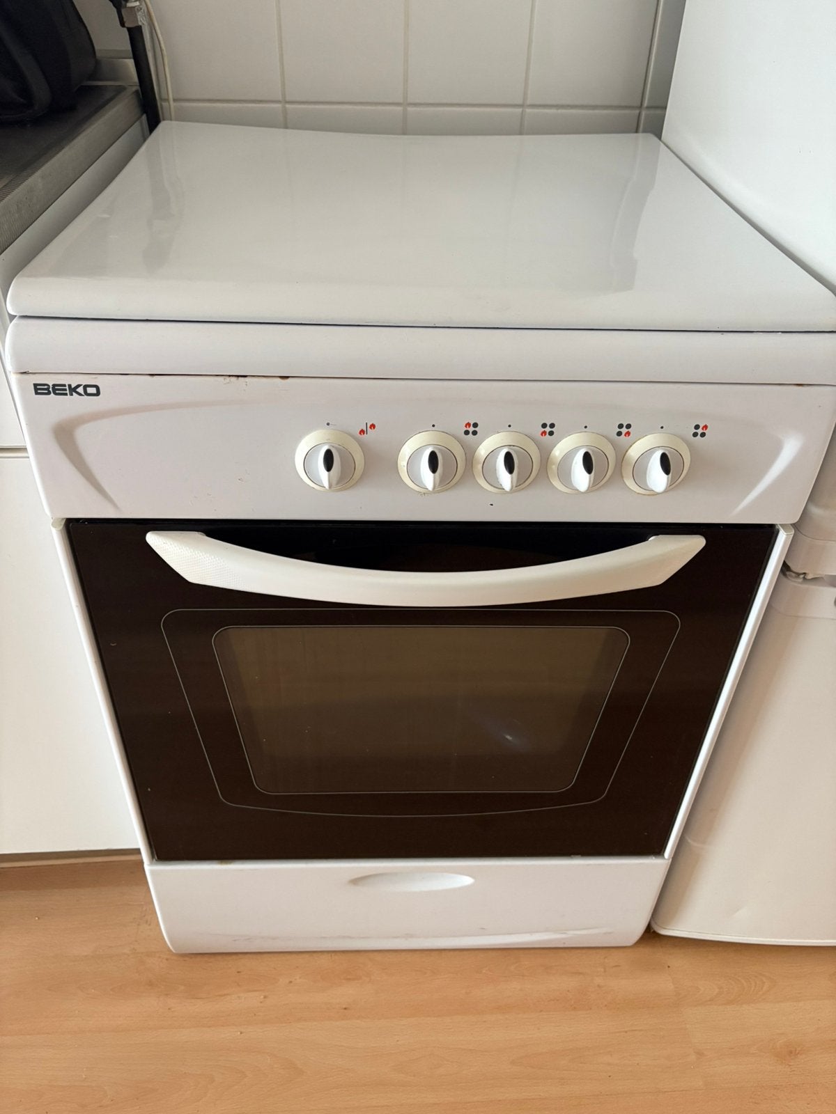 Beko Gasfornuis, Witgoed en Apparatuur, Fornuizen, Ophalen, 4 kookzones, Zo goed als nieuw, Gas