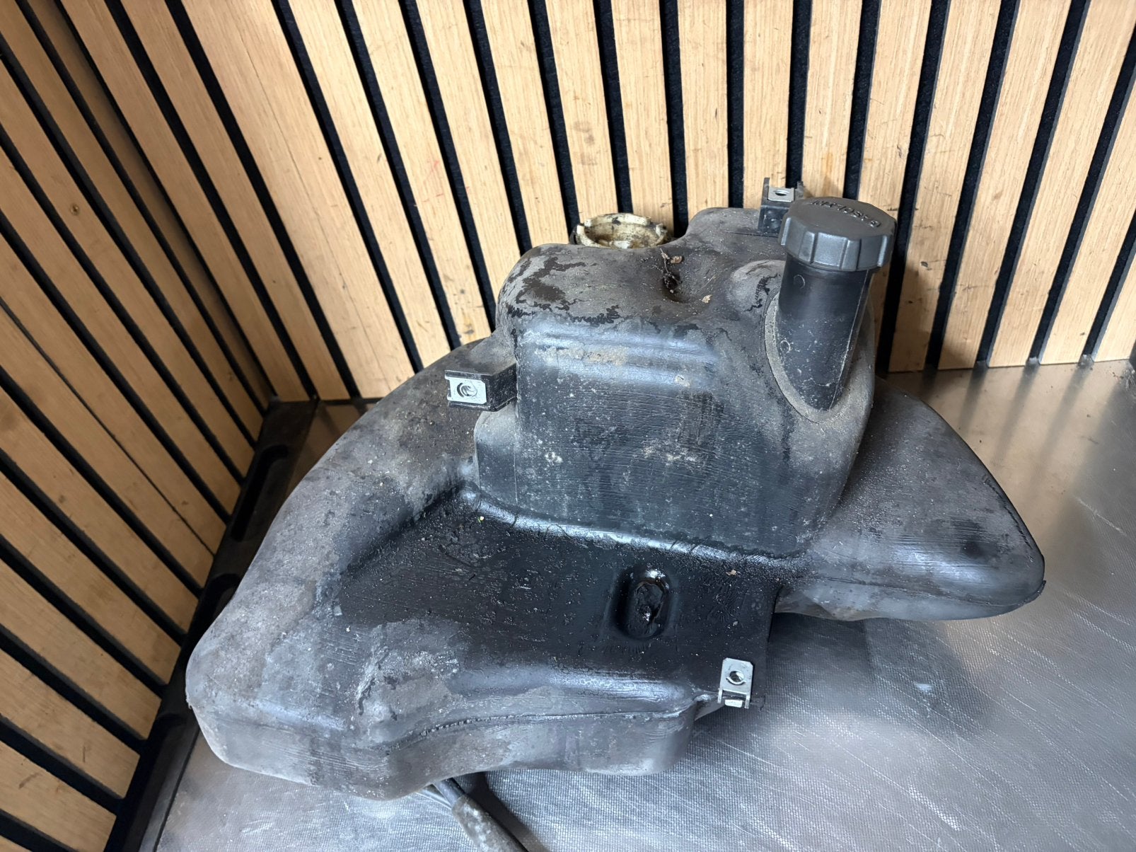 piaggio skipper lx 125cc benzine tank, Ophalen