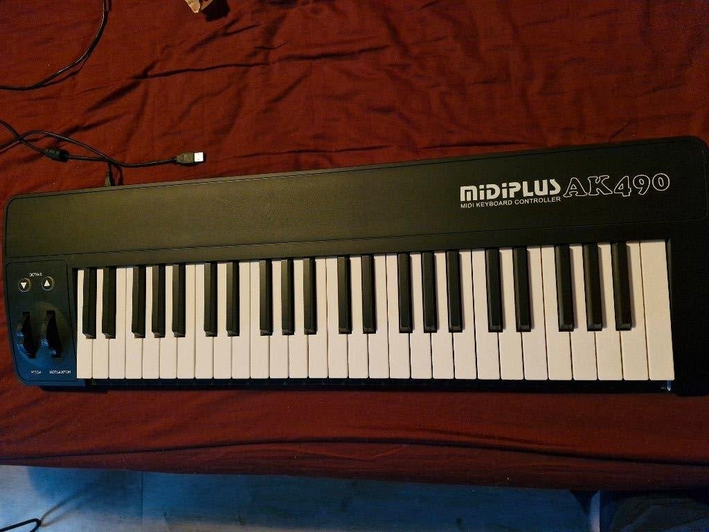 Midi keyboard, Muziek en Instrumenten, 49 toetsen, Midi-aansluiting, Ophalen of Verzenden, Zo goed als nieuw