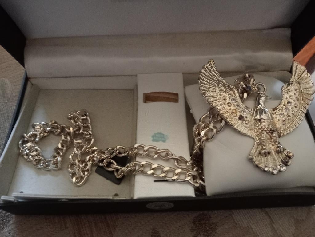 Adelaar met ketting, Ophalen, Zo goed als nieuw, Zilver, Overige materialen