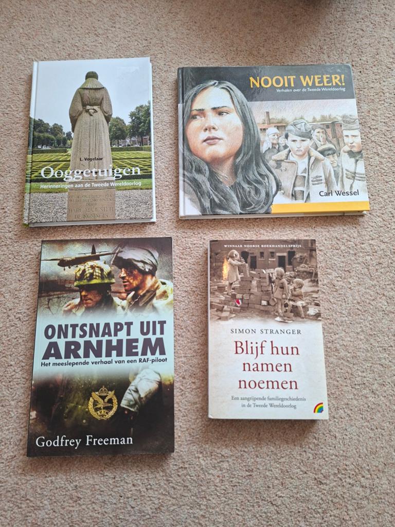 4 boeken over de Tweede Wereldoorlog, Ophalen of Verzenden, Tweede Wereldoorlog, Gelezen, Algemeen