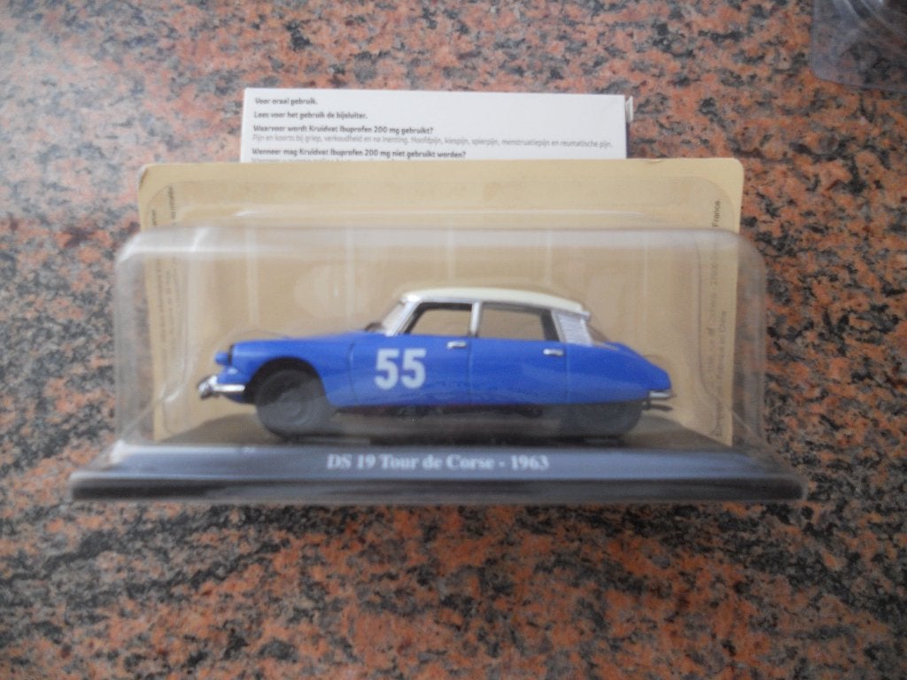 Citroën DS 19 en Citroën 2CV6, Hobby en Vrije tijd, Ophalen of Verzenden, Nieuw, Auto, Norev