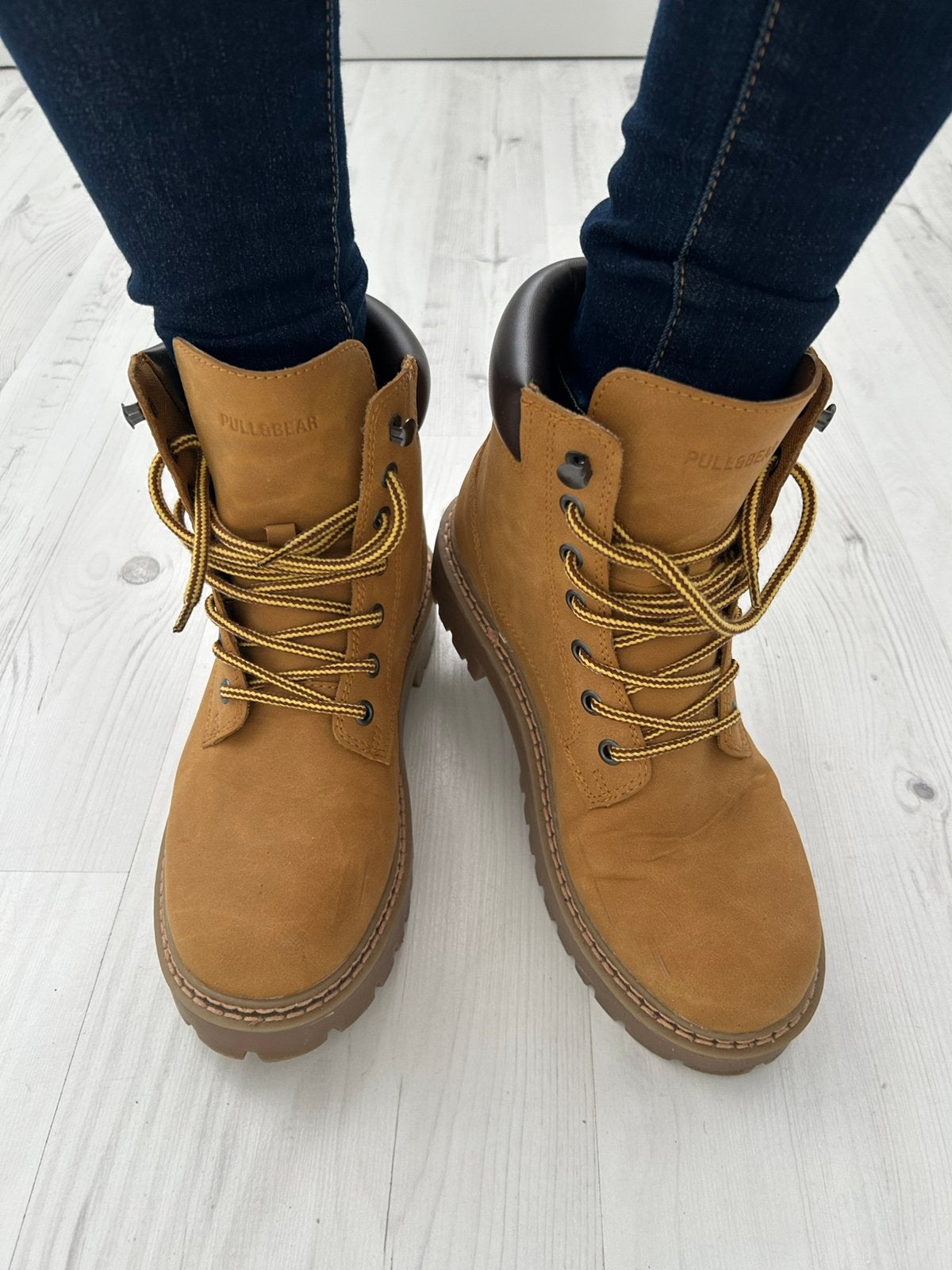 Nieuwe Veterboots Bershka, Ophalen of Verzenden, Zo goed als nieuw, Zwart