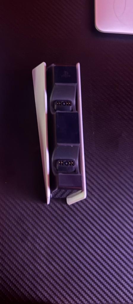 Playstation 5 oplaadstation, Spelcomputers en Games, Spelcomputers | Sony PlayStation 5, Verzenden, Zo goed als nieuw, Playstation 5