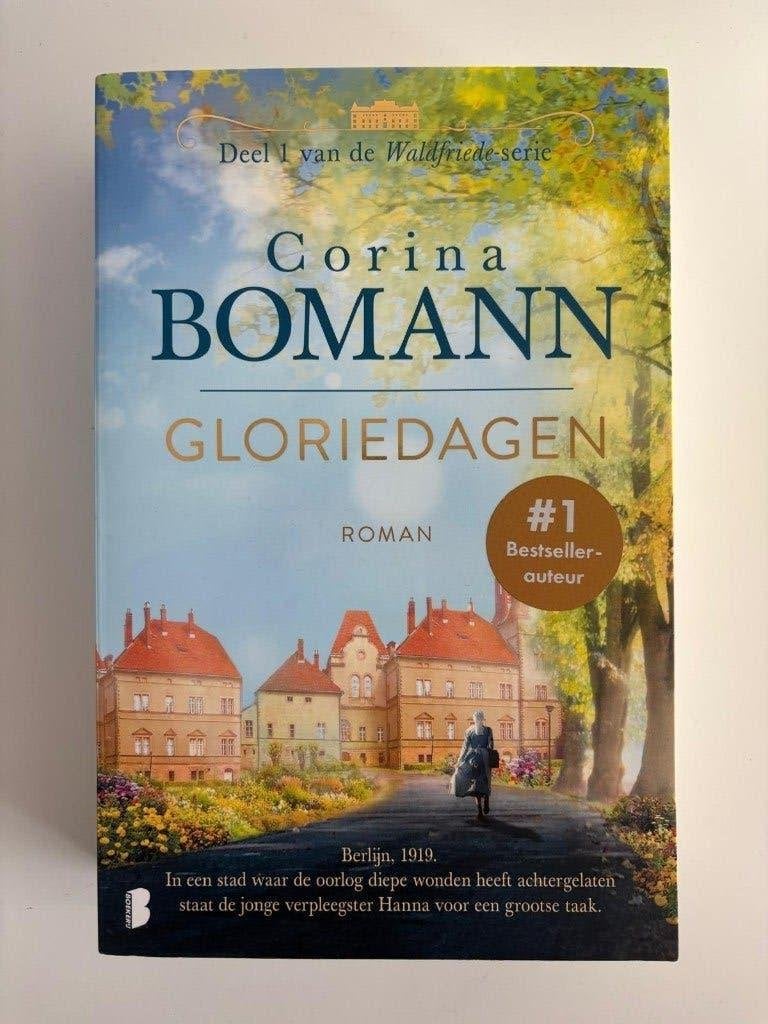 Corina Bomann Gloriedagen Deel:1 van Waldfriede, Boeken, Ophalen of Verzenden, Zo goed als nieuw, Corina Bomann, Nederland