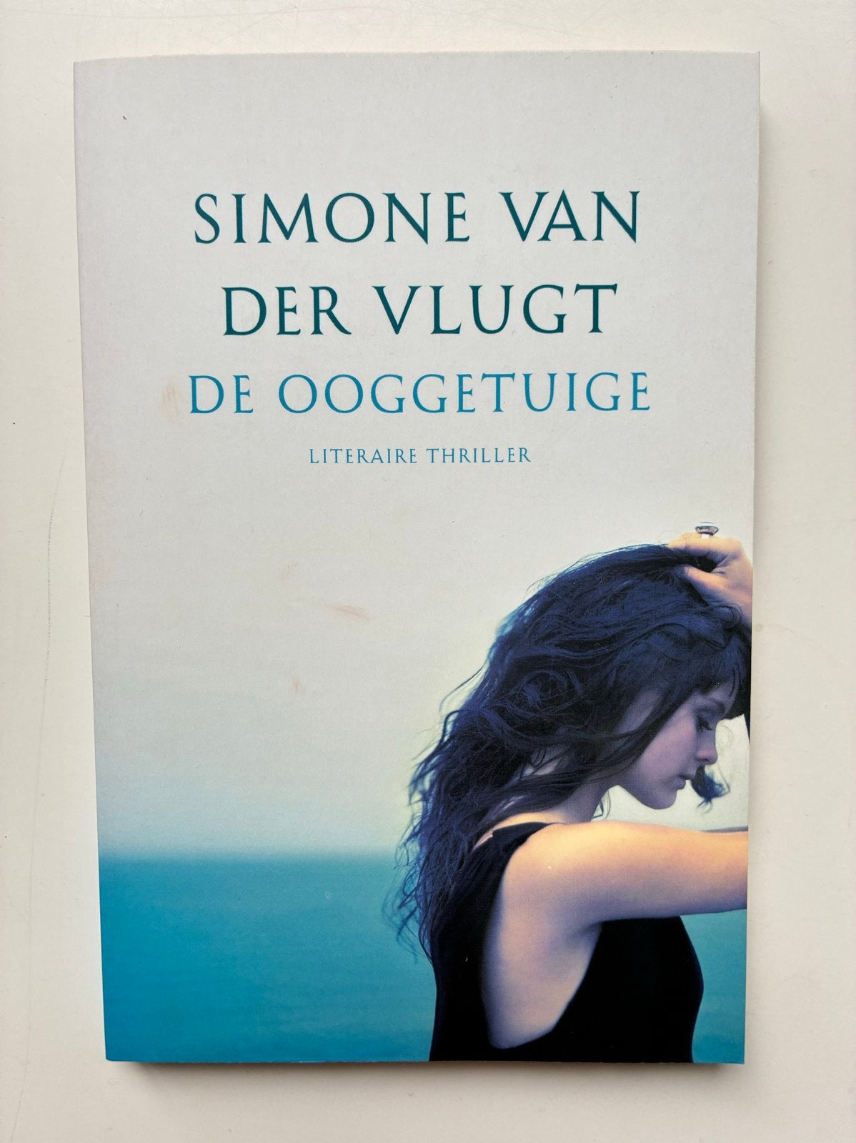 Simone van der Vlugt - De Ooggetuige (Literaire Thriller), Ophalen of Verzenden, Gelezen, Nederland