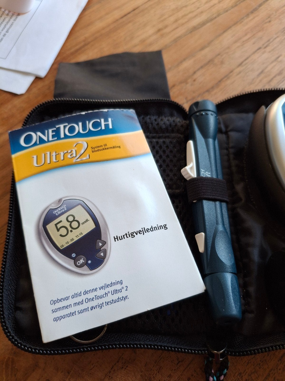 OneTouch Ultra 2 Bloedglucosemeter Set, Ophalen of Verzenden, Zo goed als nieuw