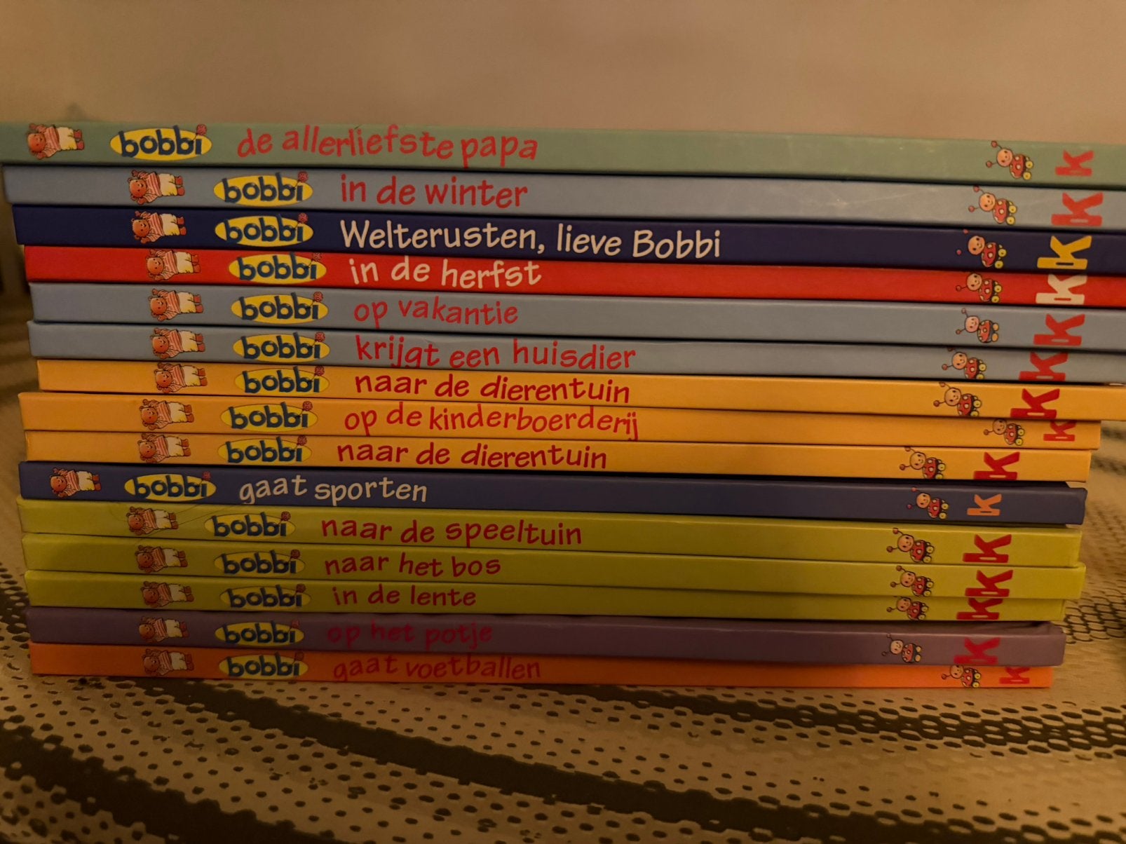 Bobbi boekenn 15 stuks, Gelezen, Jongen of Meisje, Ophalen of Verzenden, Voorleesboek