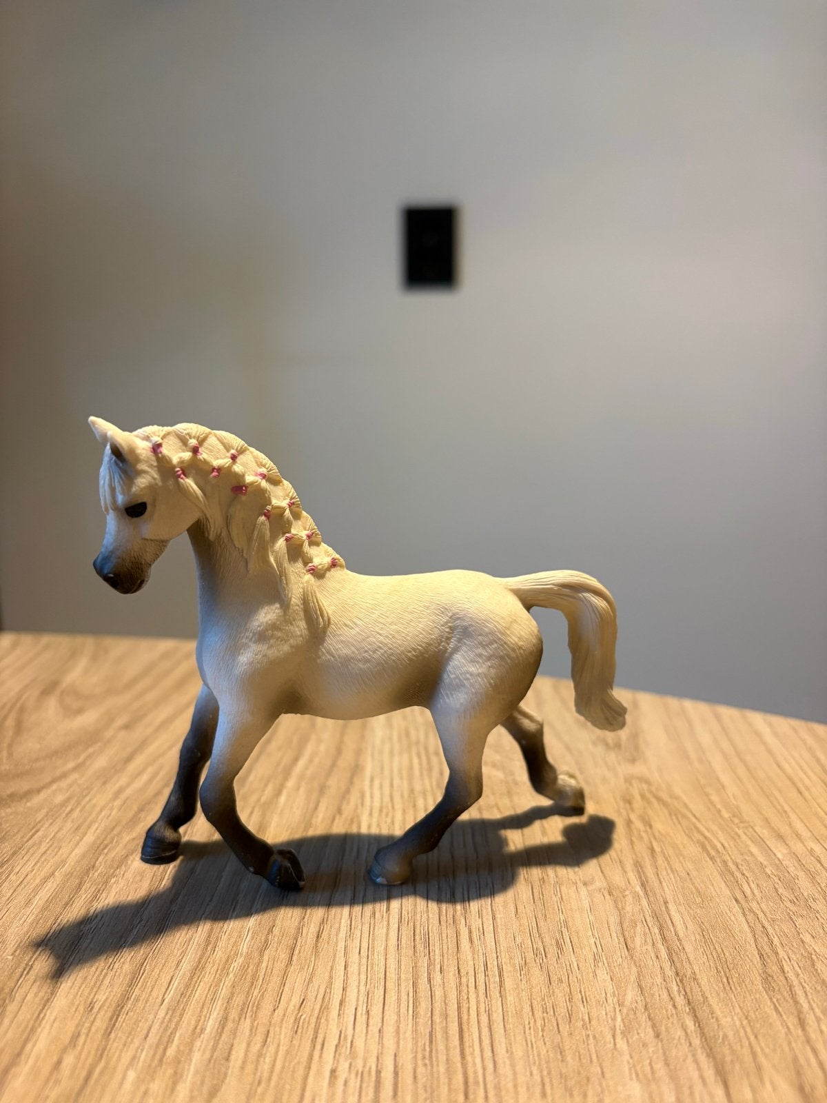 Schleich paard met gevlochten manen, Ophalen of Verzenden, Zo goed als nieuw, Jongen of Meisje