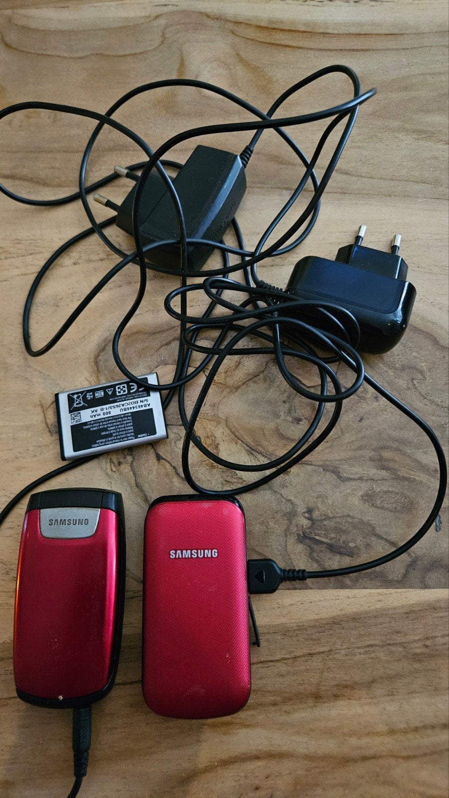 Samsung telefoon opladers en batterij - Rood, Micro-USB, Ophalen of Verzenden, Oplaadkabel, Samsung