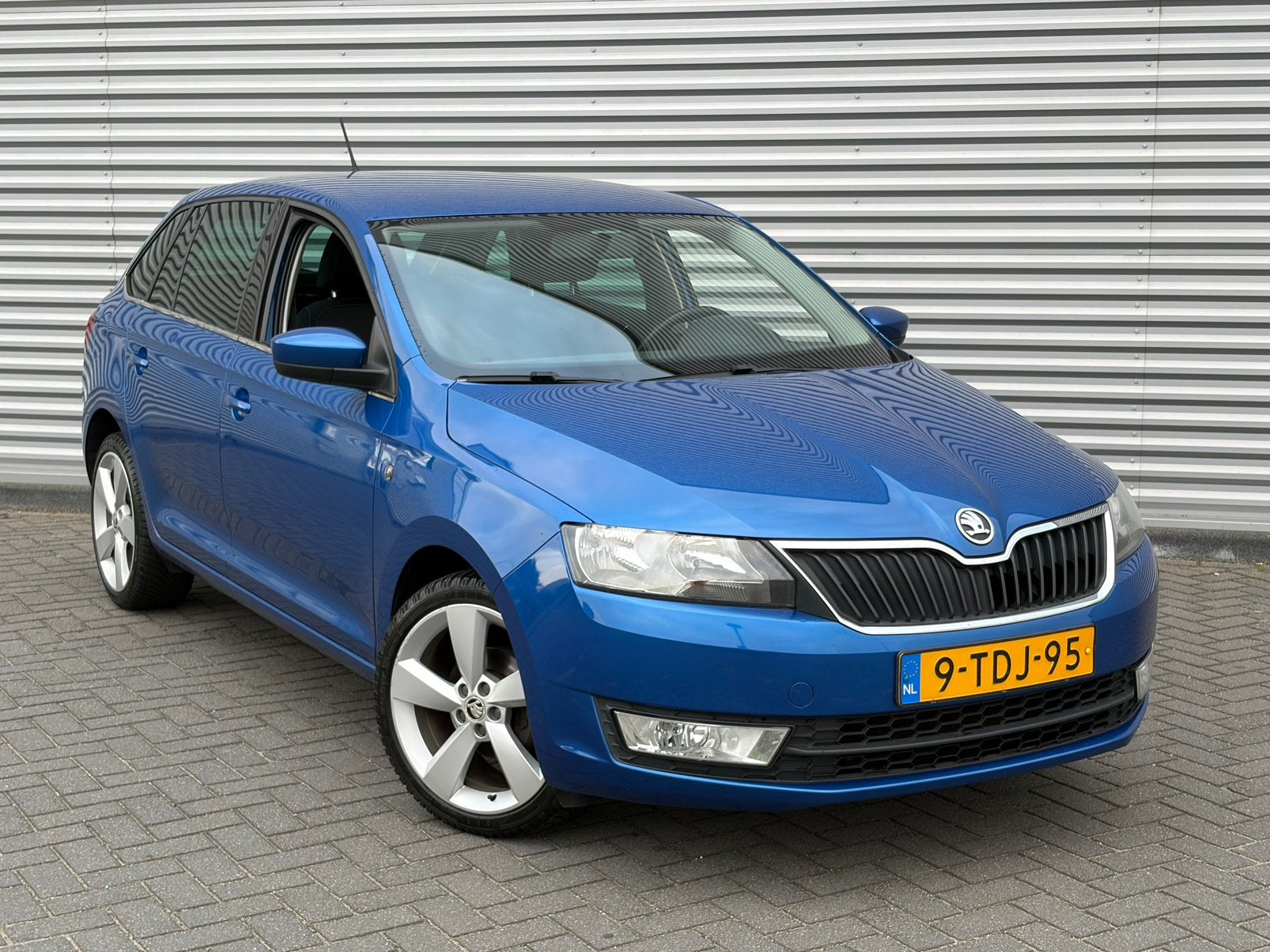 Skoda Rapid 1.2 TSI Spaceback Businessline pro 2014 NW APK, Auto's, Voorwielaandrijving, Stof, Zwart, 4 cilinders