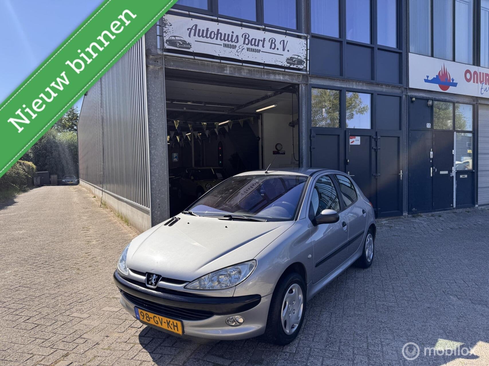 Peugeot 206 1.6-16V Gentry Airco! 5 Deuren! Nieuwe APK! NAP, Auto's, Peugeot, Voorwielaandrijving, Stof, 40 €/maand, 4 cilinders