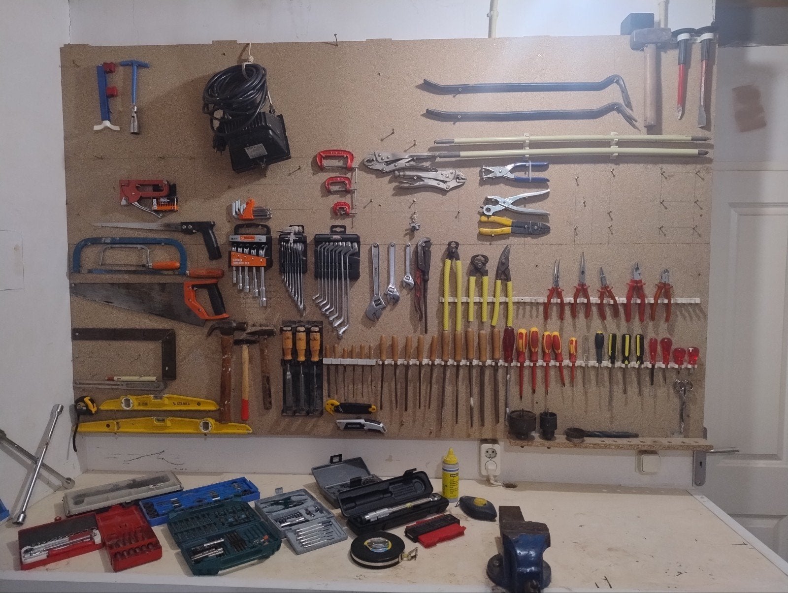 Grote collectie gereedschap: sleutels, tangen, zagen en meer, Doe-het-zelf en Verbouw, Gereedschap | Handgereedschap, Ophalen