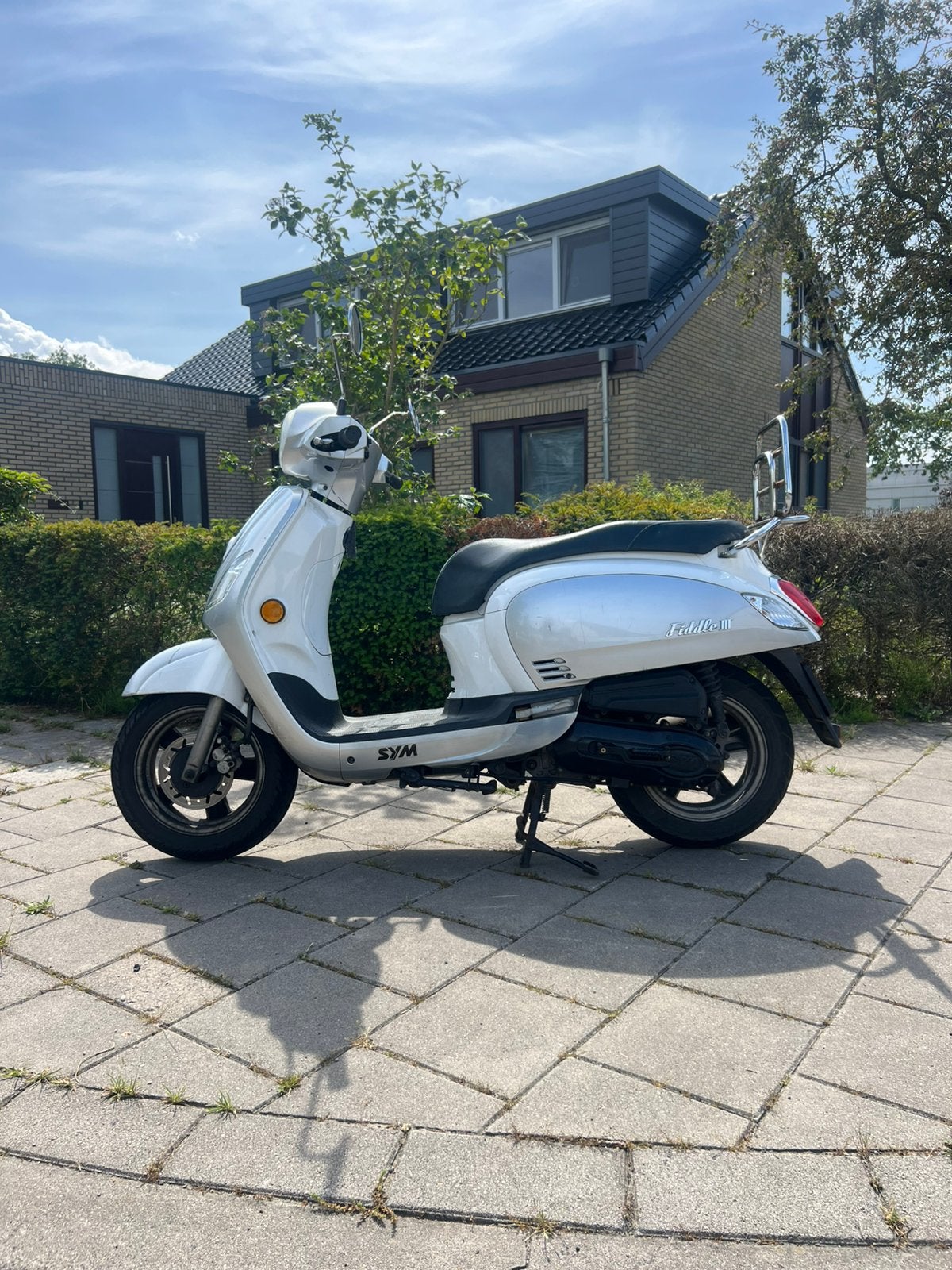 Sym fiddle 3 (groot onderhoud gehad), Fietsen en Brommers, Scooters | SYM, Ophalen, Maximaal 45 km/u, Zo goed als nieuw, Benzine
