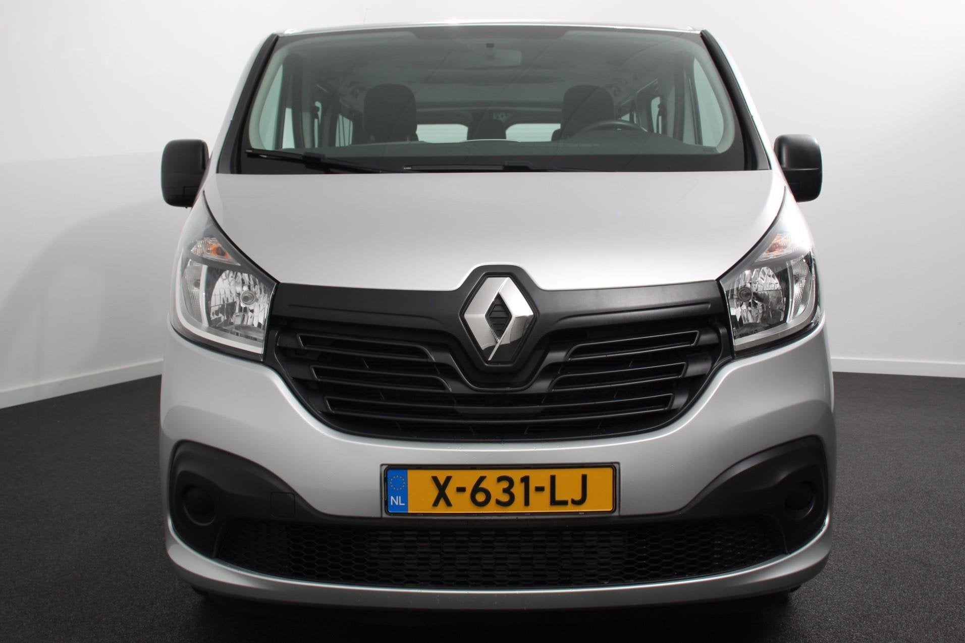 Renault Trafic Passenger 1.6 dCi Grand Authentique Energy in, Voorwielaandrijving, Stof, Gebruikt, 2000 kg