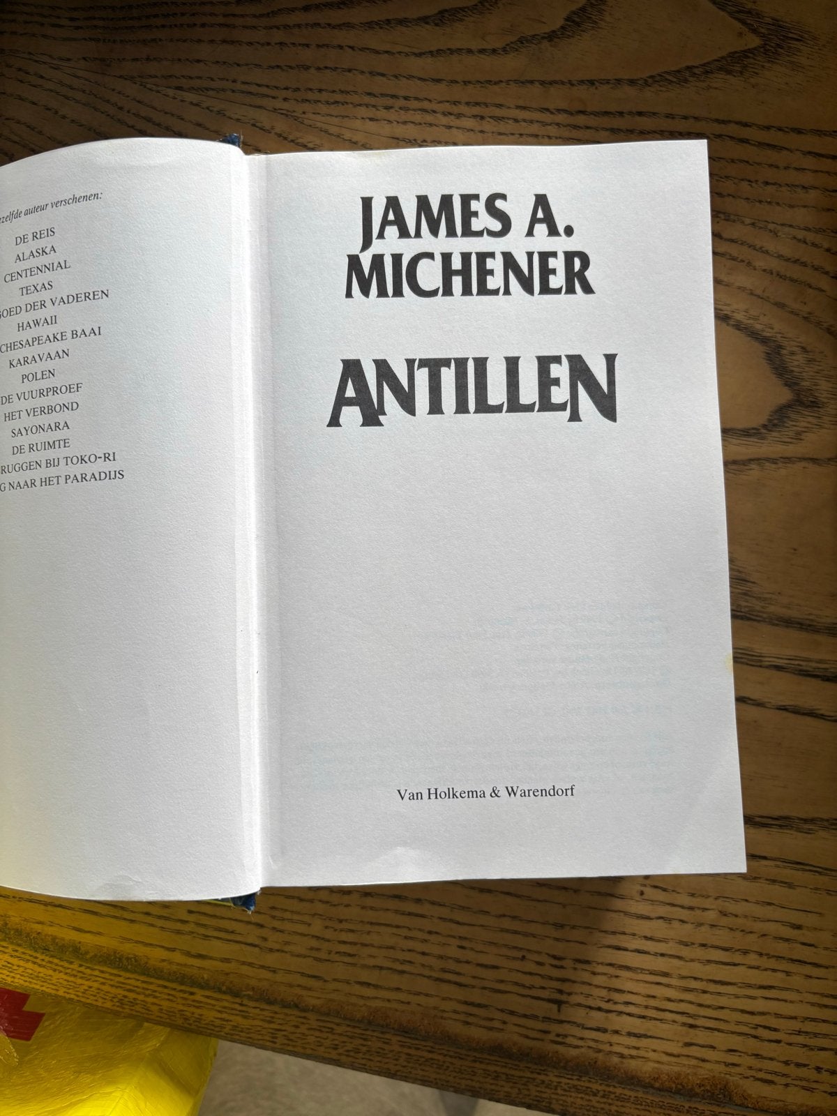Antillen - James A. Michener (Van Holkema & Warendorf), Ophalen of Verzenden, Gelezen, Nederland