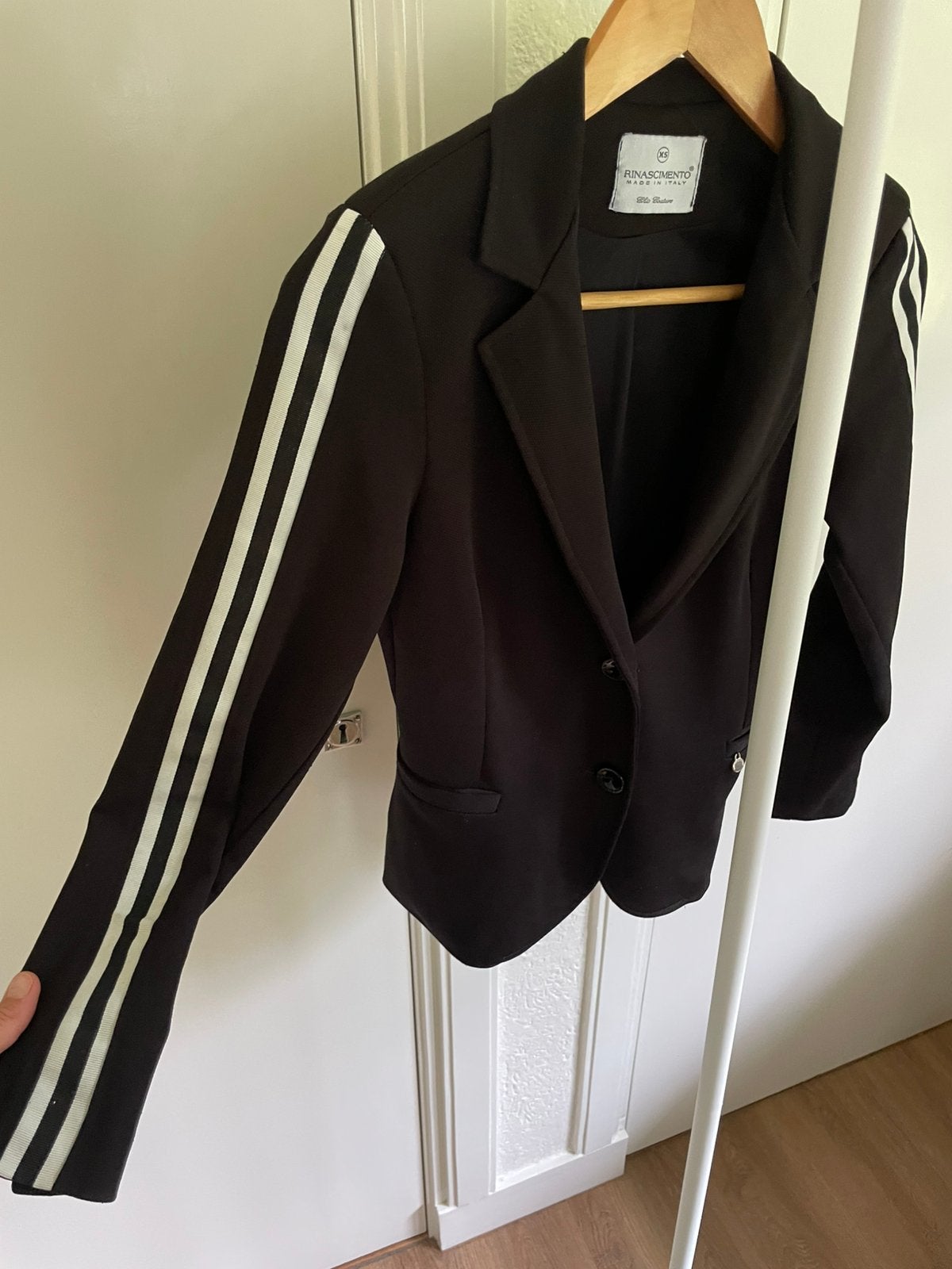 Stoere blazer Rinascimento XS, Ophalen of Verzenden, Zo goed als nieuw, Maat 34 (XS) of kleiner, Zwart