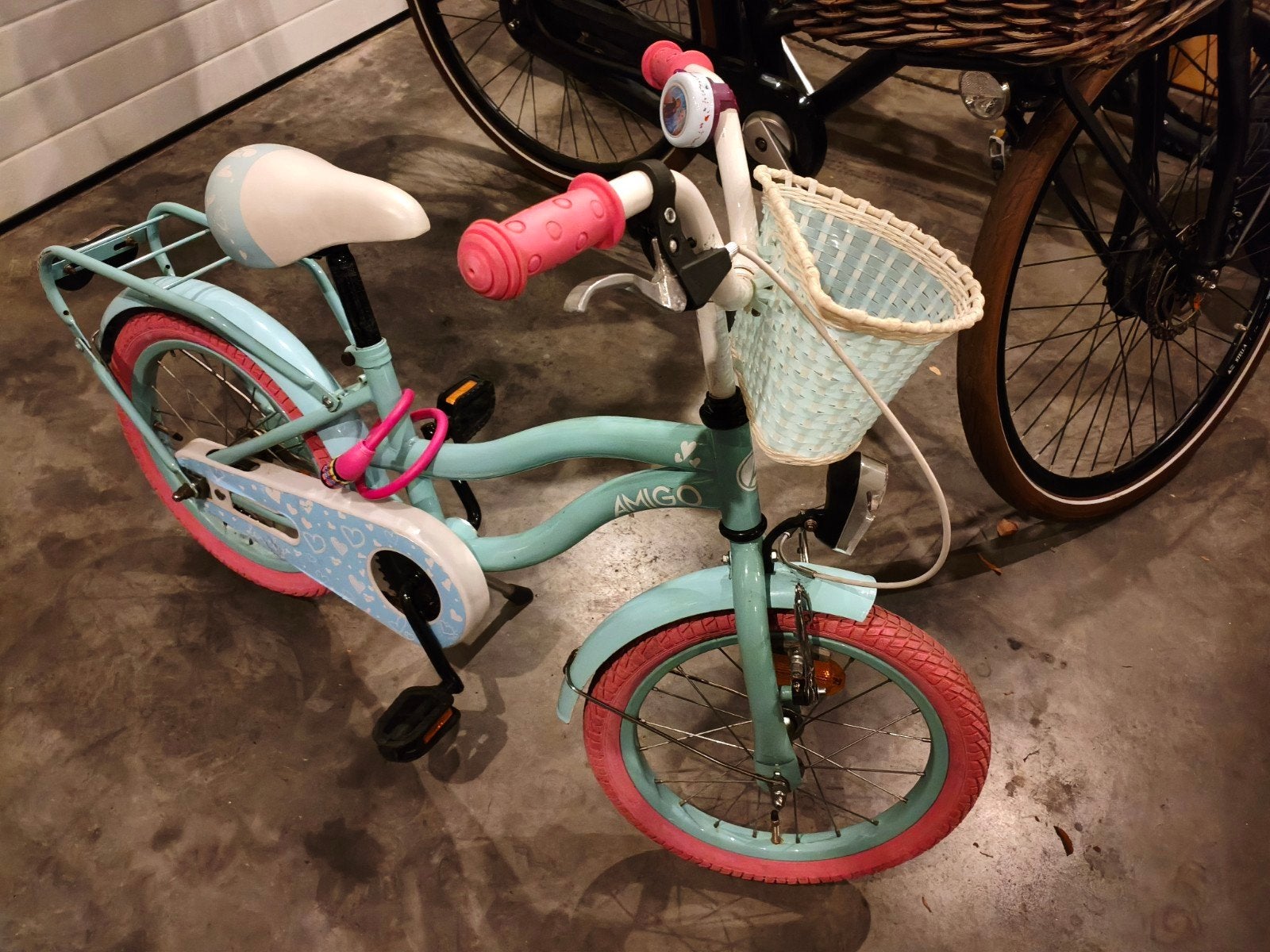 Amigo Kinderfiets 16 inch met mandje en cijferslot, Ophalen, Zo goed als nieuw, 16 tot 20 inch, Amigo