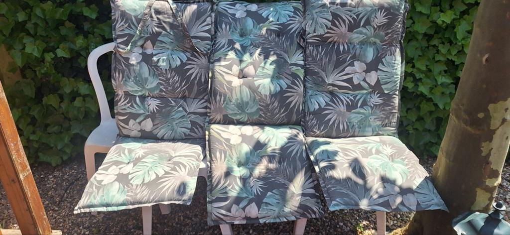 Hartman tuinkussens groen tinten 3 stuks €15,00, Tuin en Terras, Tuinmeubel-accessoires, Ophalen, Gebruikt