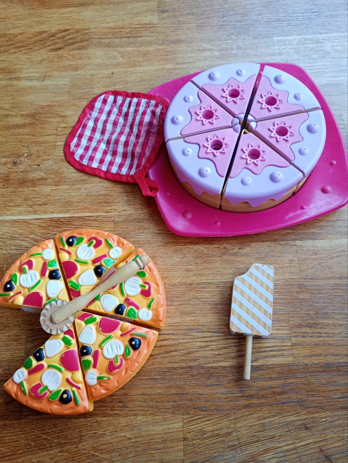Keukenspeelgoed taart en pizza, Ophalen of Verzenden