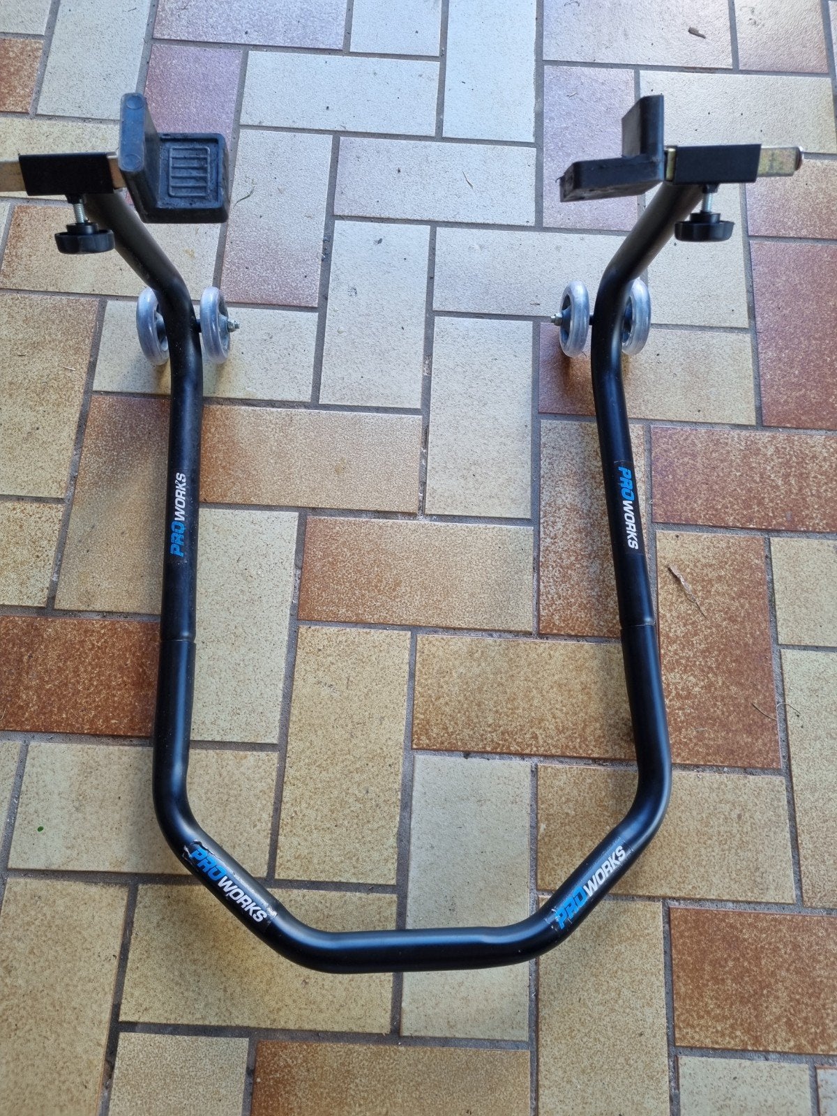Paddockstand ProWorks voor motor, Motoren, Ophalen, Gebruikt