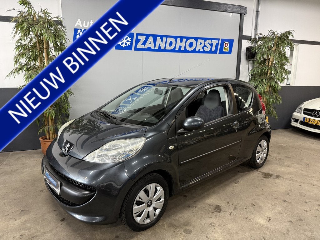 Peugeot 107 1.0-12V XS Urban Move // APK tot 22-07-2027!, Auto's, Peugeot, Gebruikt, 4 stoelen, 68 pk, Bedrijf
