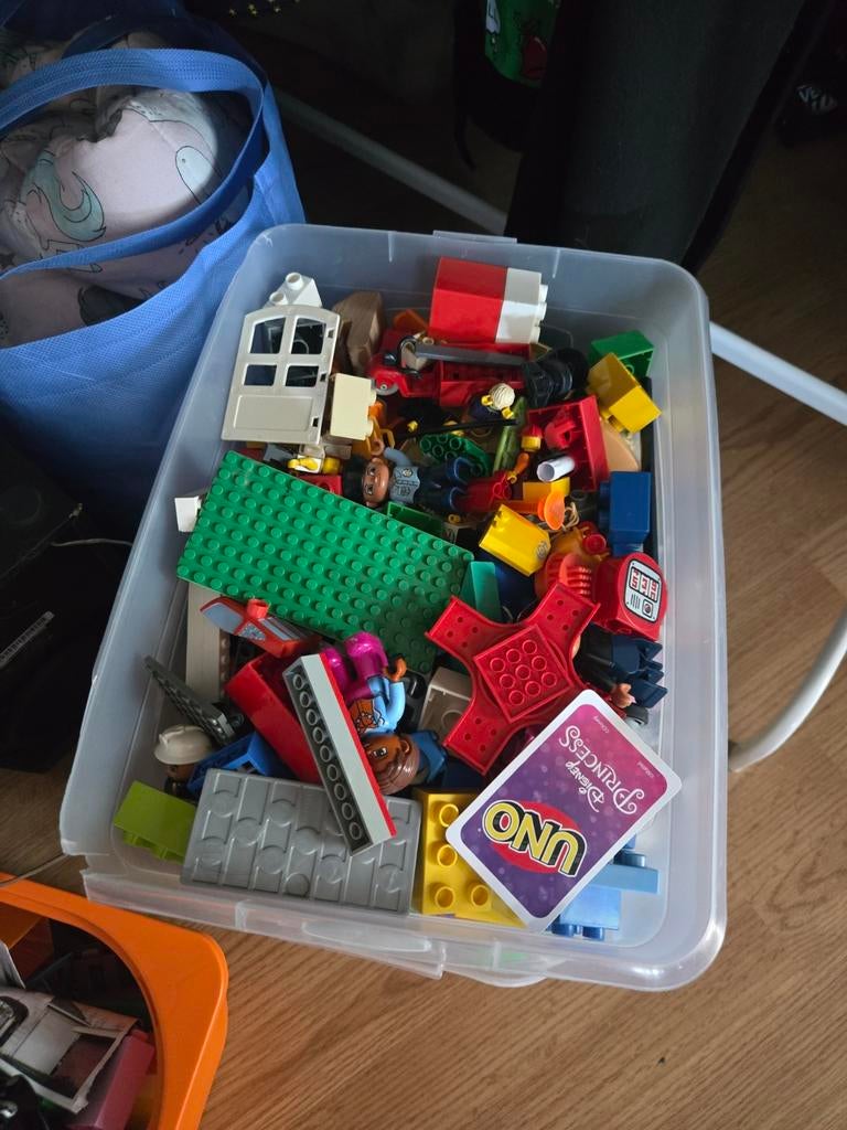 3 bakken en 1 tas vol met Duplo en divers speelgoed, Ophalen, Gebruikt, Lego, Losse stenen
