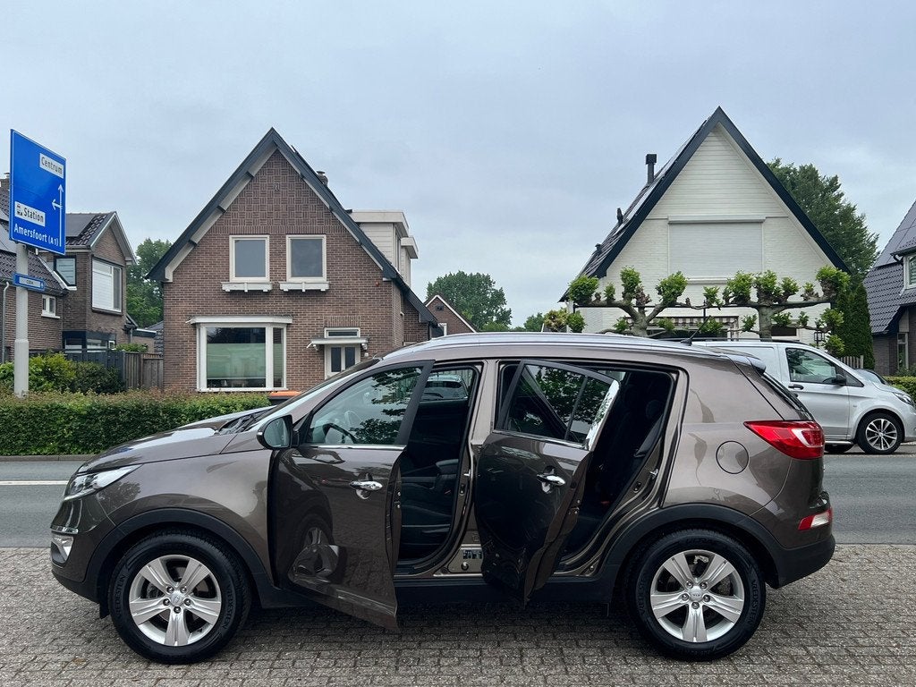 Kia Sportage 1.6 GDI Plus Pack Dealer onderhouden NAP., Voorwielaandrijving, Euro 5, 4 cilinders, Bruin