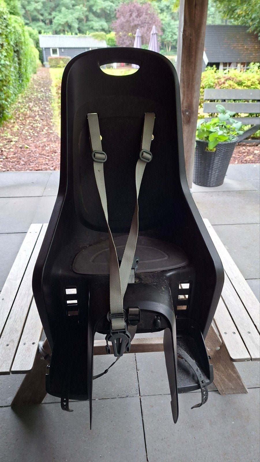 Polisport Achterzitje Fiets - Zwart, Ophalen, Achterzitje, 9 t/m 18 kg, Polisport