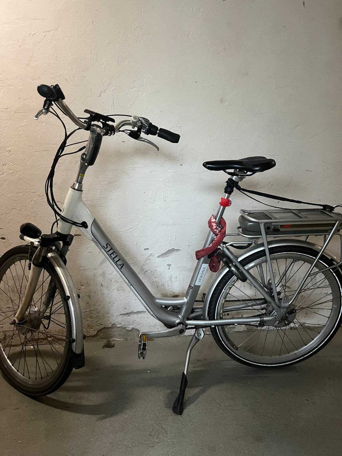 Stella - E-Bike, Gebruikt, 51 tot 55 cm, 30 tot 50 km per accu, Ophalen