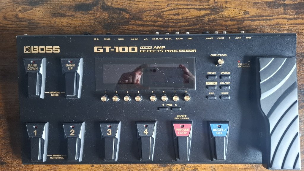 Boss GT-100 Amp Effects Processor, Muziek en Instrumenten, Effecten, Ophalen of Verzenden, Gebruikt, Delay of Echo